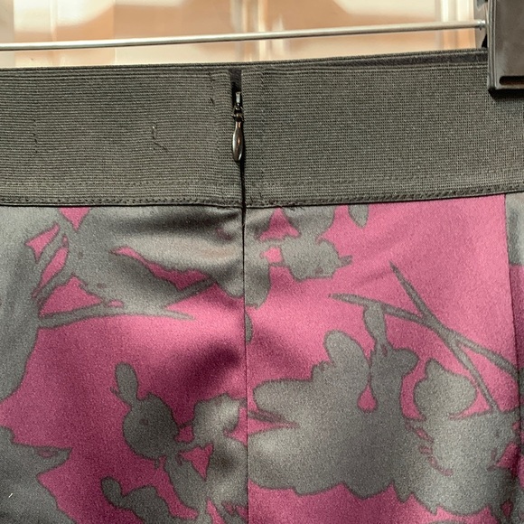 NWT Express Purple and Black Pencil Skirt with Leopard Trim - Picture 5 of 8